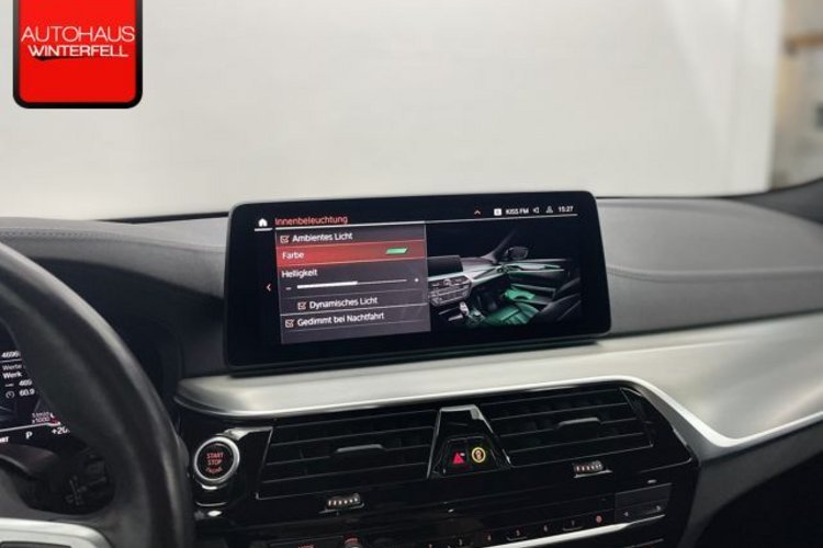 BMW 530 530d xDrive Touring Luxury Line PANO+AHK+360+HUD