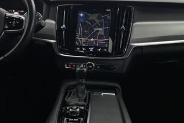 Volvo S90 S90 T5 19Z+MEMORY+VOLL-LED+KEYLESS+INTELLISAFE+