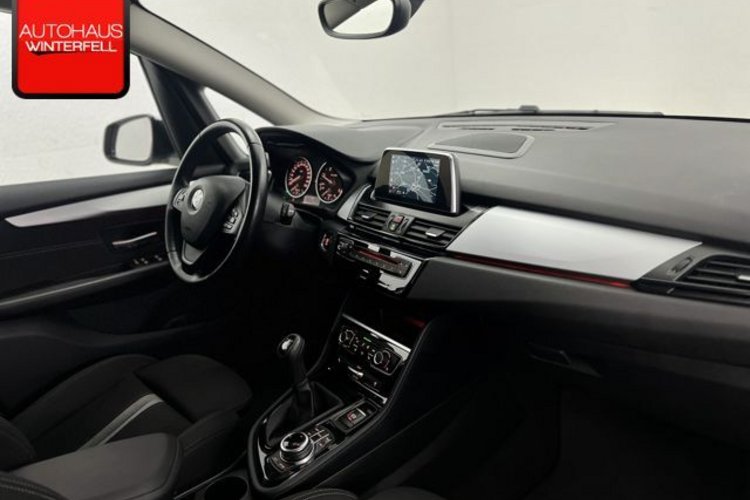 BMW 218 Active Tourer 218 Active Tourer d KAMERA+AHK+LED+NAVI+