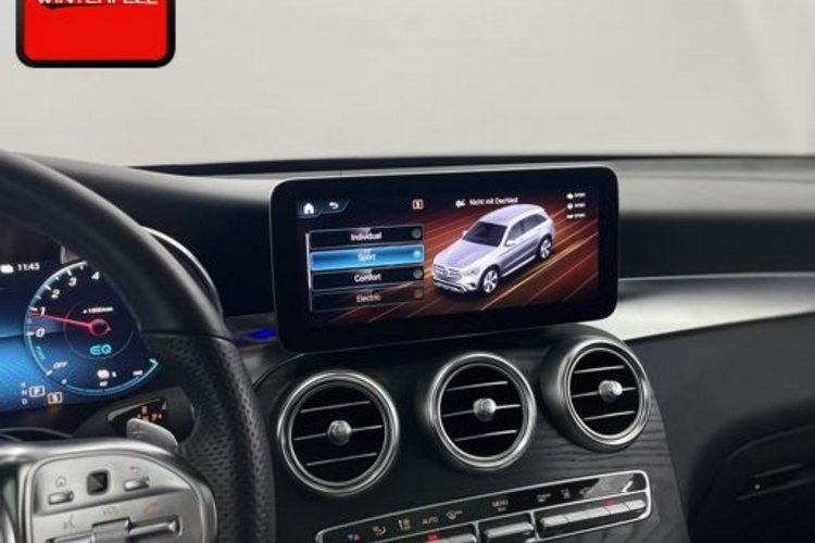 Mercedes-Benz GLC 300 GLC 300 e 4M AMG NIGHT PANO+HUD+MEMORY+BURMESTER