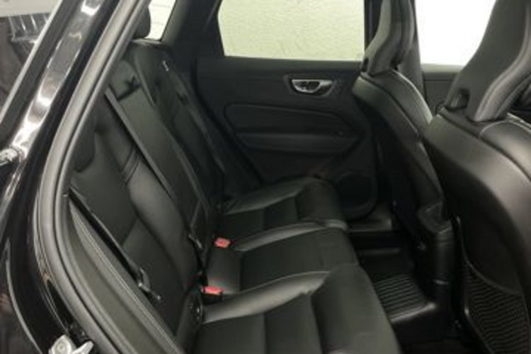 Volvo XC60 XC60 T8 R-DESIGN RECH AWD PANO+360+MEMO+MASSAGE+
