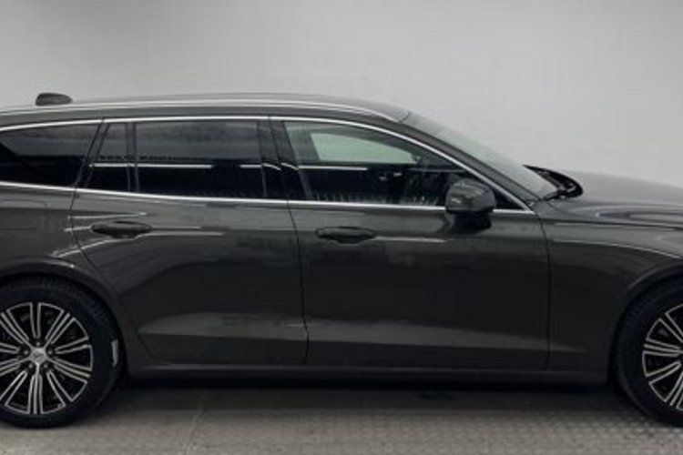 Volvo V60 V60 T8 INSCRIPTION RECH AWD AHK+KAMERA+KEYLESS+