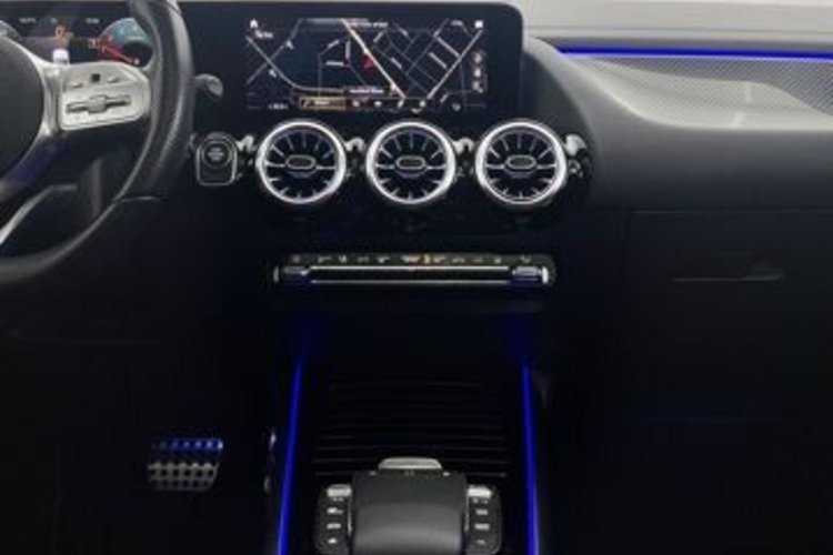 Mercedes-Benz GLA 250 GLA 250 e AMG NIGHT EXKLUSIV PANO+360+KEYLESS+