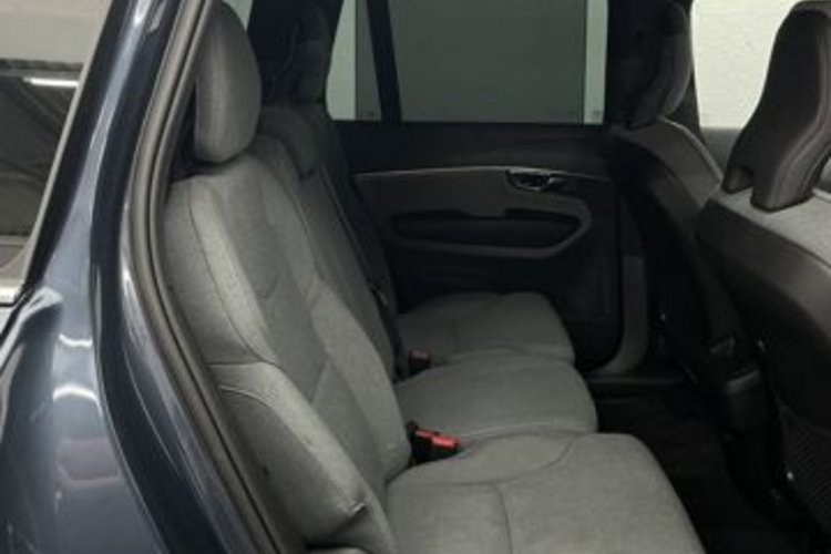 Volvo XC90 XC90 B5 INSCRIPTION AWD 7SITZ+AHK+STANDHZG+MEMO+