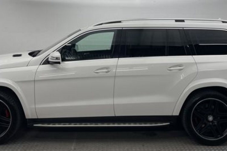 Mercedes-Benz GL 350 GL 350 4M AMG SPORT 7SITZ+GSD+AHK+NACHT+STANDHZG