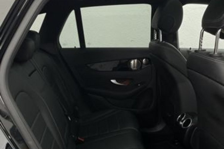 Mercedes-Benz GLC 300 GLC 300 de 4M NIGHT AMG 20Z PANO+AHK+AIR-BODY+