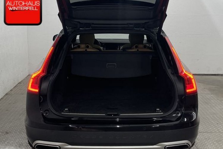 Volvo V90 Cross Country V90 Cross Country D4 AWD Pro MEMO+STANDHZG+AHK