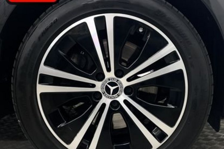 Mercedes-Benz E 300 E 300 d 4M AVANTGARDE AHK+KEYLESS+DISTRONIC+MBUX