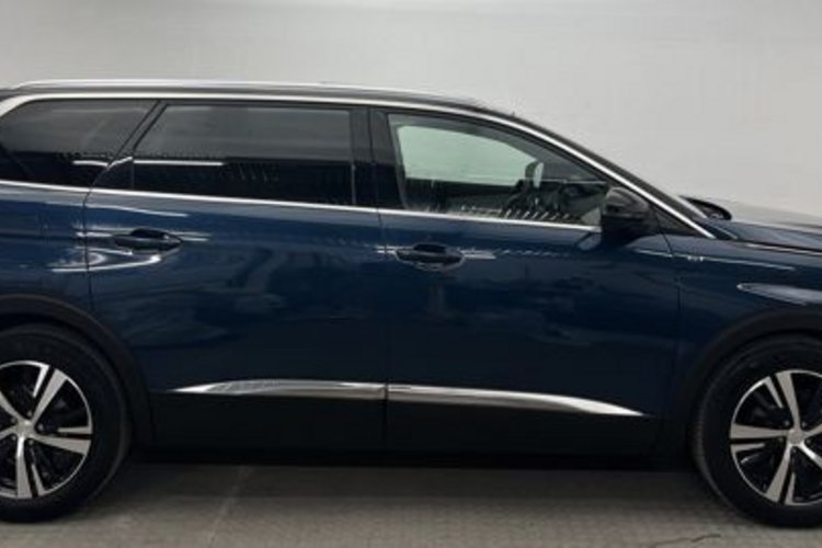 Peugeot 5008 5008 BlueHDi 130 EAT8 GT 7SITZ+PANO+AHK+NIGHT+