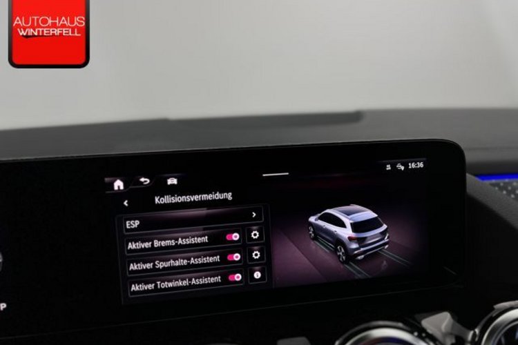 Mercedes-Benz GLA 220 GLA 220 4M AMG ADVANCED PLUS PANO+STANDH+MEMO+
