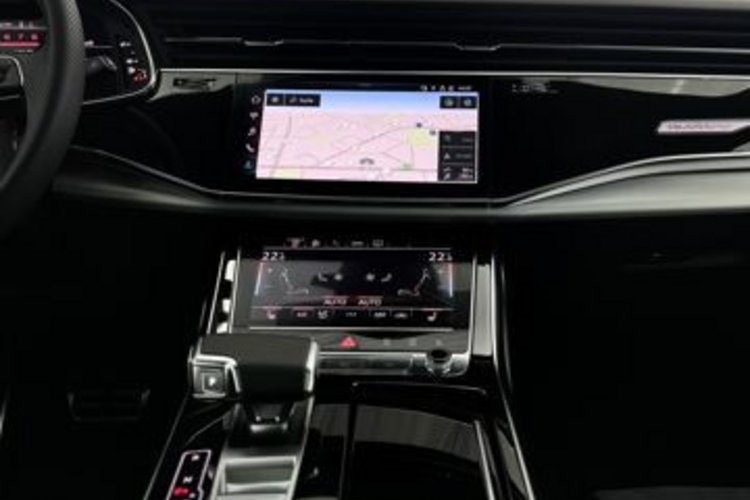 Audi Q8 Q8 55 TFSI qu S line PANO+AHK+STANDHZG+AIR-SPORT