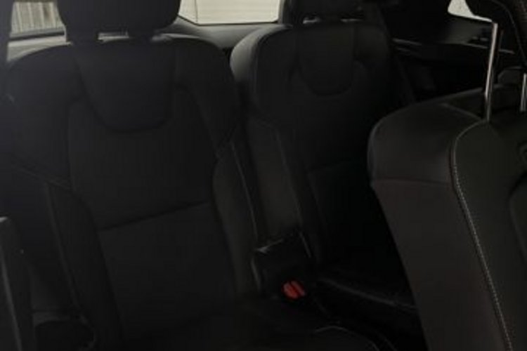 Volvo XC90 XC90 B5 D AWD Plus Dark 7SITZ+PANO+AHK+360+H&amp;K+