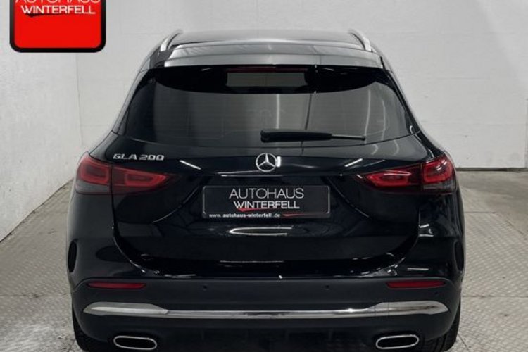 Mercedes-Benz GLA 200 GLA 200 AMG CARBON LED+20Z+KAMERA+MBUX+CARPLAY+