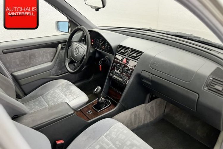 Mercedes-Benz C 180 C 180 RADIO+KASETTE+E-AUSSENSPIEGEL+
