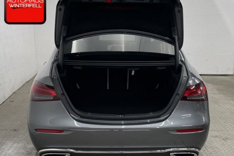 Mercedes-Benz E 220 E 220 d 4M Avantgarde MULTIBEAM+MEMORY+DISTRONIC