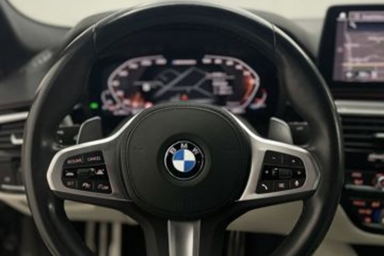 BMW M550 M550 i xDrive LASER+MASSAGE+HUD+H/K+MEMORY+4ZONE