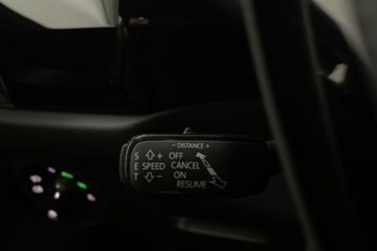 Skoda Kodiaq Kodiaq 2.0 TDI DSG L&amp;K 7SITZ+PANO+AHK+STANDHZG+