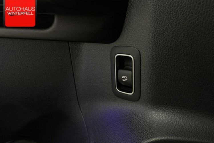 Mercedes-Benz GLA 200 GLA 200 AMG CARBON LED+20Z+KAMERA+MBUX+CARPLAY+