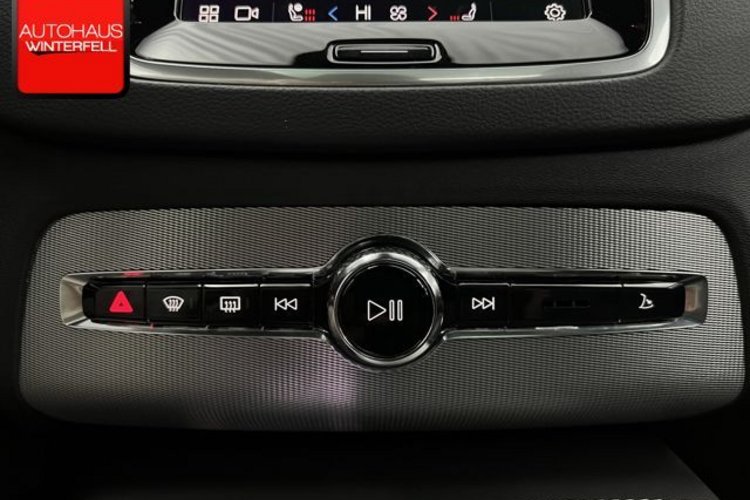 Volvo XC90 XC90 B5 D ULTIMATE BRIGHT 7SITZ+PANO+B&amp;W+NUBUK+