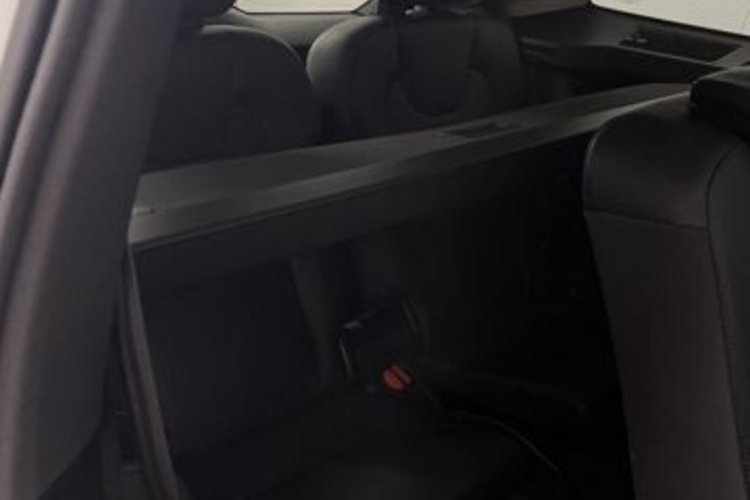 Volvo XC90 XC90 B5 D AWD 7SITZ+PANO+LUFT+360+HUD+H/K+4-ZONE