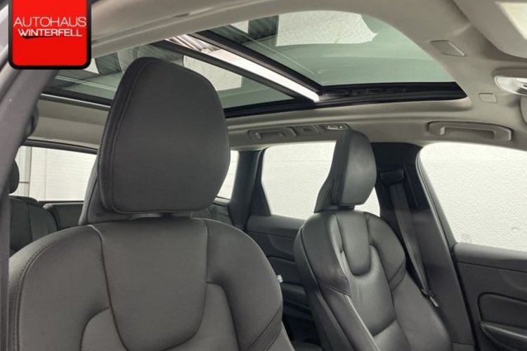 Volvo XC60 XC60 B4 D AWD PLUS BRIGHT PANO+AHK+STANDHZG+MEMO