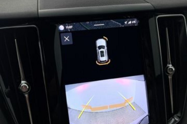 Volvo XC60 XC60 B5 D AWD PRO VOLL-LED+LUFT+HUD+MEMO+ACC+