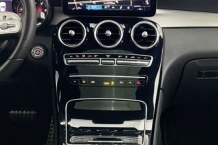 Mercedes-Benz GLC 300 GLC 300 de 4M AMG NIGHT PANO+360+BURMESTER+TRITT