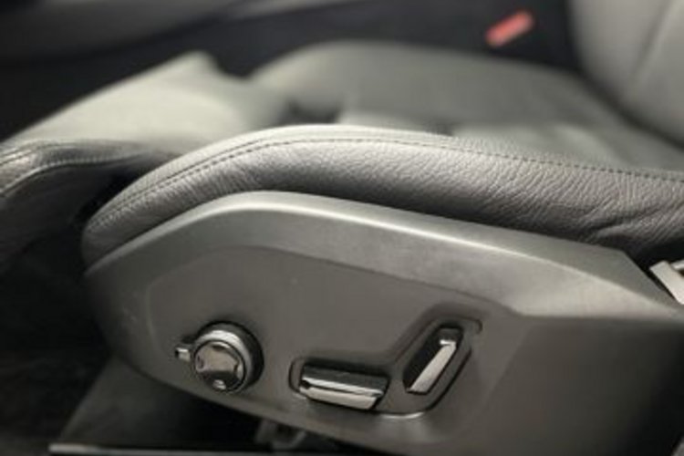 Volvo XC90 XC90 T8 ULTIMATE BRIGHT RECH AWD 7SITZ+PANO+AHK+