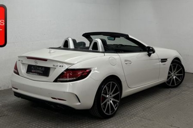 Mercedes-Benz SLC 43 AMG SLC 43 AMG PERFOR CARBON KAMERA+MEMO+KEYLESS