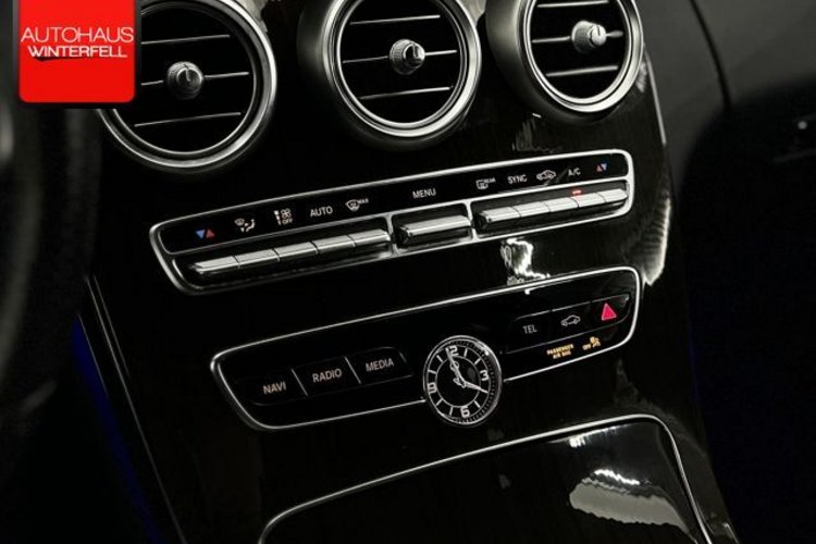 Mercedes-Benz C 220 C 220 d AMG LINE KAMERA+MULTIBEAM+KEYLESS+DISTRO