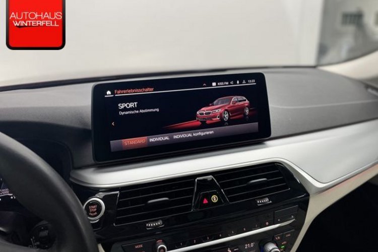 BMW 530 530 d xDrive Touring INDIVIDUAL+PANO+AHK+MEMO+