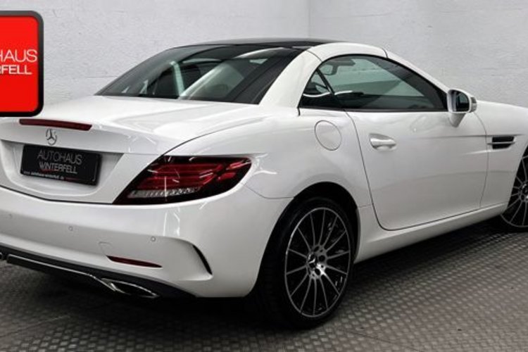 Mercedes-Benz SLC 300 SLC 300 AMG PANO+MEMO+H/K+CARPLAY+AIR-SCARF+