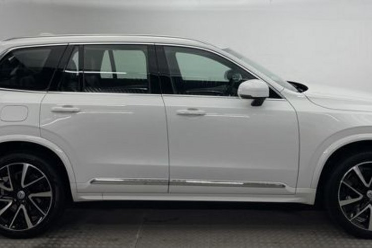 Volvo XC90 XC90 T8 INSCRIPTION RECH AWD 7SITZ+21Z+AHK+ACC+