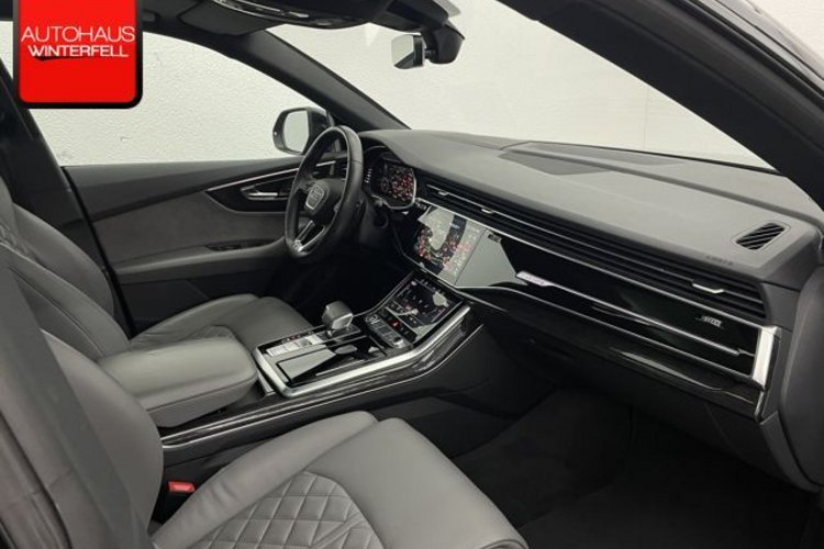 Audi Q8 Q8 50 TDI quattro S line PANO+AHK+LUFT+22Z+MEMO+