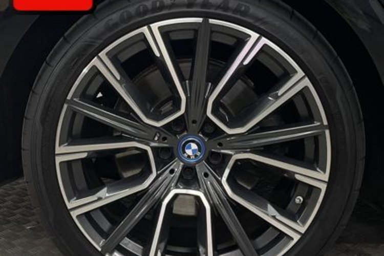 BMW 745 745 e M SPORT GSD+LASER+MASSAGE+SITZKLIMA+360+