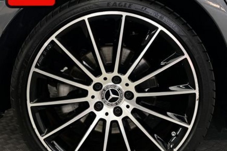 Mercedes-Benz E 400 E 400 d T 4M AMG NIGHT PANO+ABC+KEYLESS+MEMO+HUD