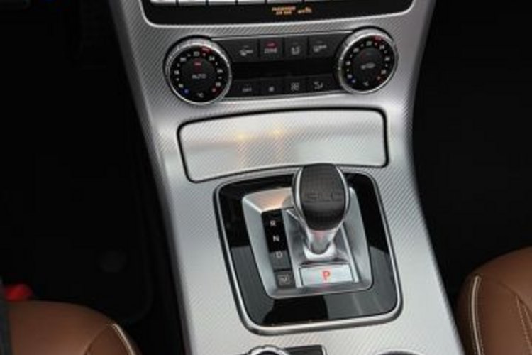 Mercedes-Benz SLC 300 SLC 300 AMG PANO+MEMO+H/K+CARPLAY+AIR-SCARF+