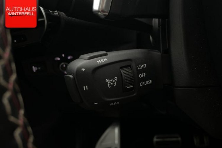 DS Automobiles DS7 (Crossback) DS7 CROSSBACK PureTech 180 Performance Line+PANO