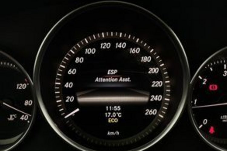 Mercedes-Benz C 200 C 200 T CDI BlueEfficiency NAVI+PDC+TEMPOMAT+