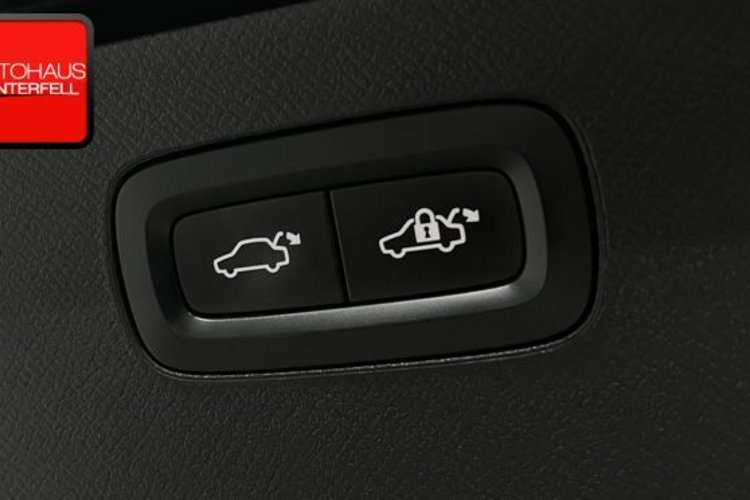Volvo XC90 XC90 T8 RECH AWD INSCRIPTION 7SITZ+PANO+AHK+22Z+