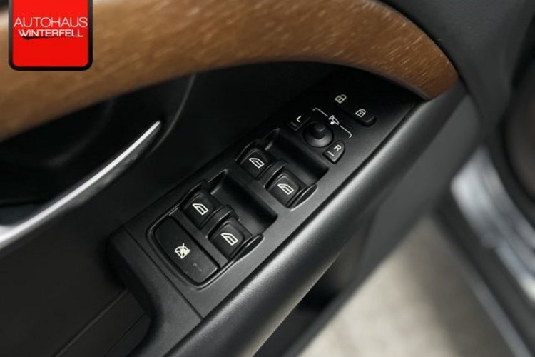 Volvo V70 V70 3.2 GEARTRONIC SUMMUM SITZKLIMA+MEMORY+XENON