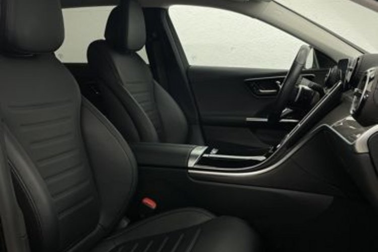 Mercedes-Benz C 220 C 220 d T 4M AMG DIGITAL+MEMO+360+HUD+KEYLESS+