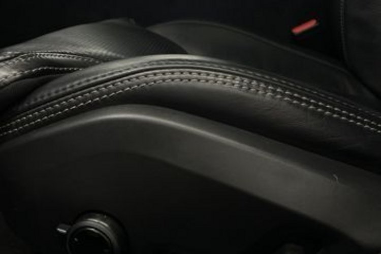 Volvo V90 V90 T5 R-DESIGN CARBON PANO+AHK+LUFT+HUD+360+LED