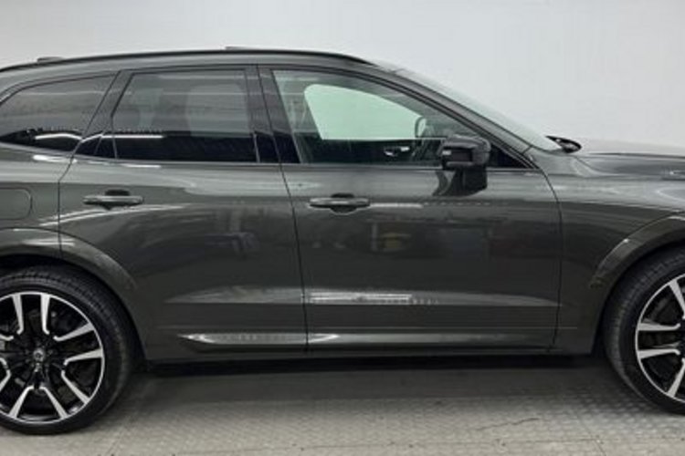 Volvo XC60 XC60 T8 AWD R-DESIGN PANO+LUFT+22Z+HUD+H&amp;K+STAND