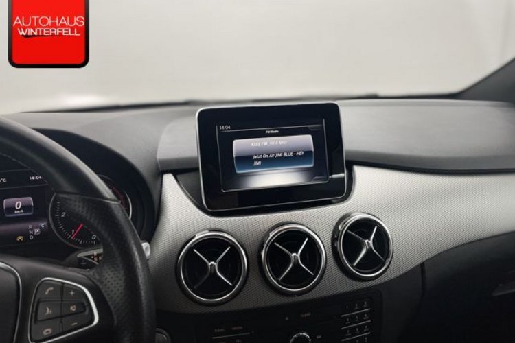 Mercedes-Benz B 180 B 180 d 7G-DCT URBAN AHK+NAVI+KLIMA+SITZHEIZUNG+