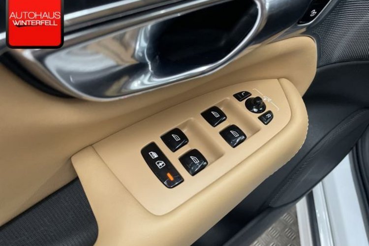 Volvo XC90 XC90 T8 INSCRIPTION RECH AWD 7SITZ+PANO+B&amp;W+AHK+