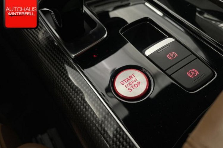 Audi S8 S8 4.0 TFSI Qu CARBON ESD+AHK+HUD+BOSE+MATRIX+