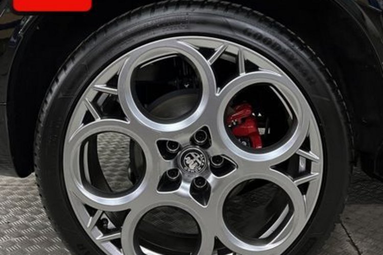 Alfa Romeo Tonale Tonale 1.5 VGT Hybrid VELOCE PANO+20Z+SITZKLIMA+