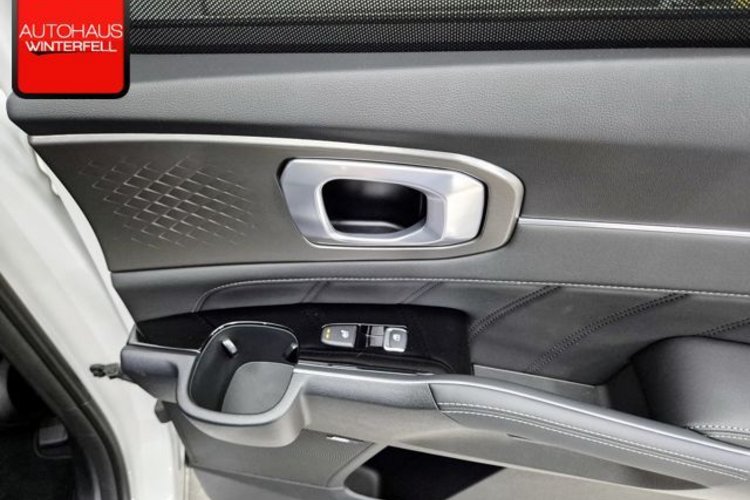 Kia Sorento Sorento Platinum 4WD Plug-In Hybrid PANO+AHK+360