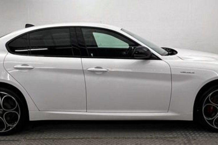 Alfa Romeo Giulia Giulia 2.0 Turbo Veloce Q4 SPECIALE+MEMO+ACC+